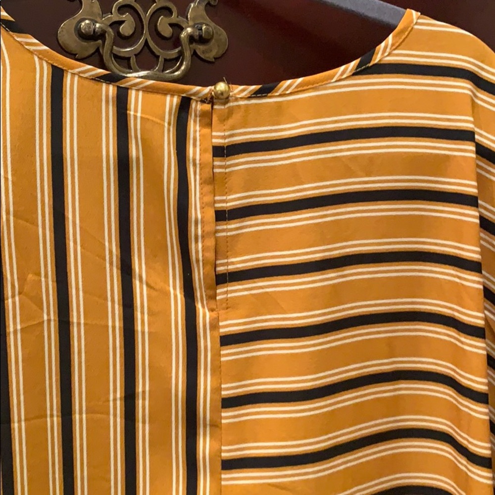 Blouse - Picture 4 of 4